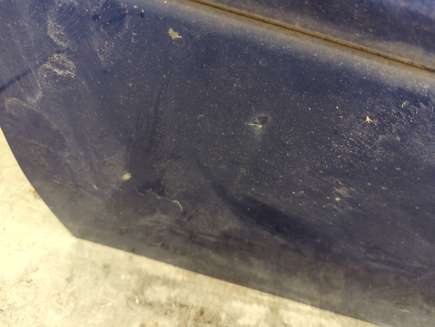 Дверь передняя левая