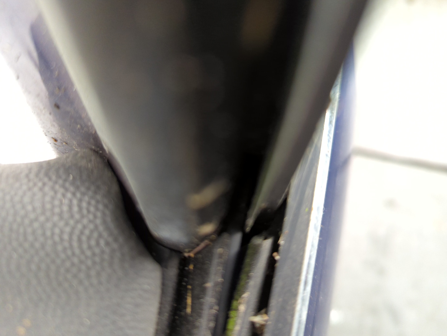 Дверь передняя левая