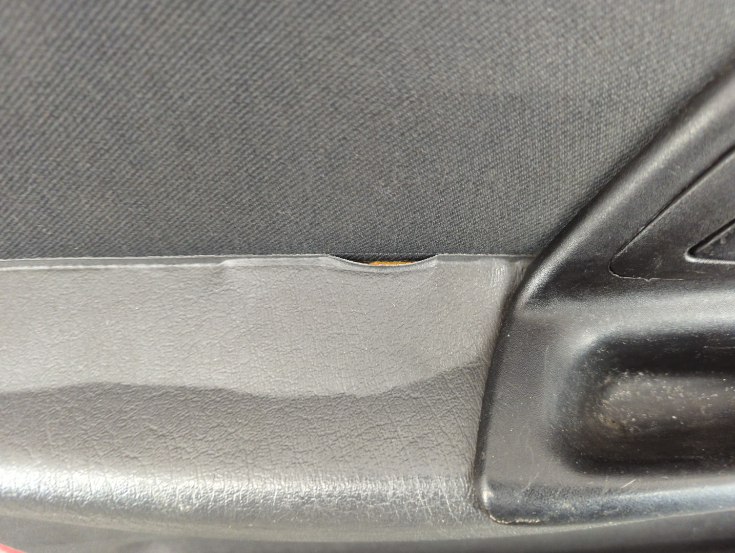 Дверь передняя левая