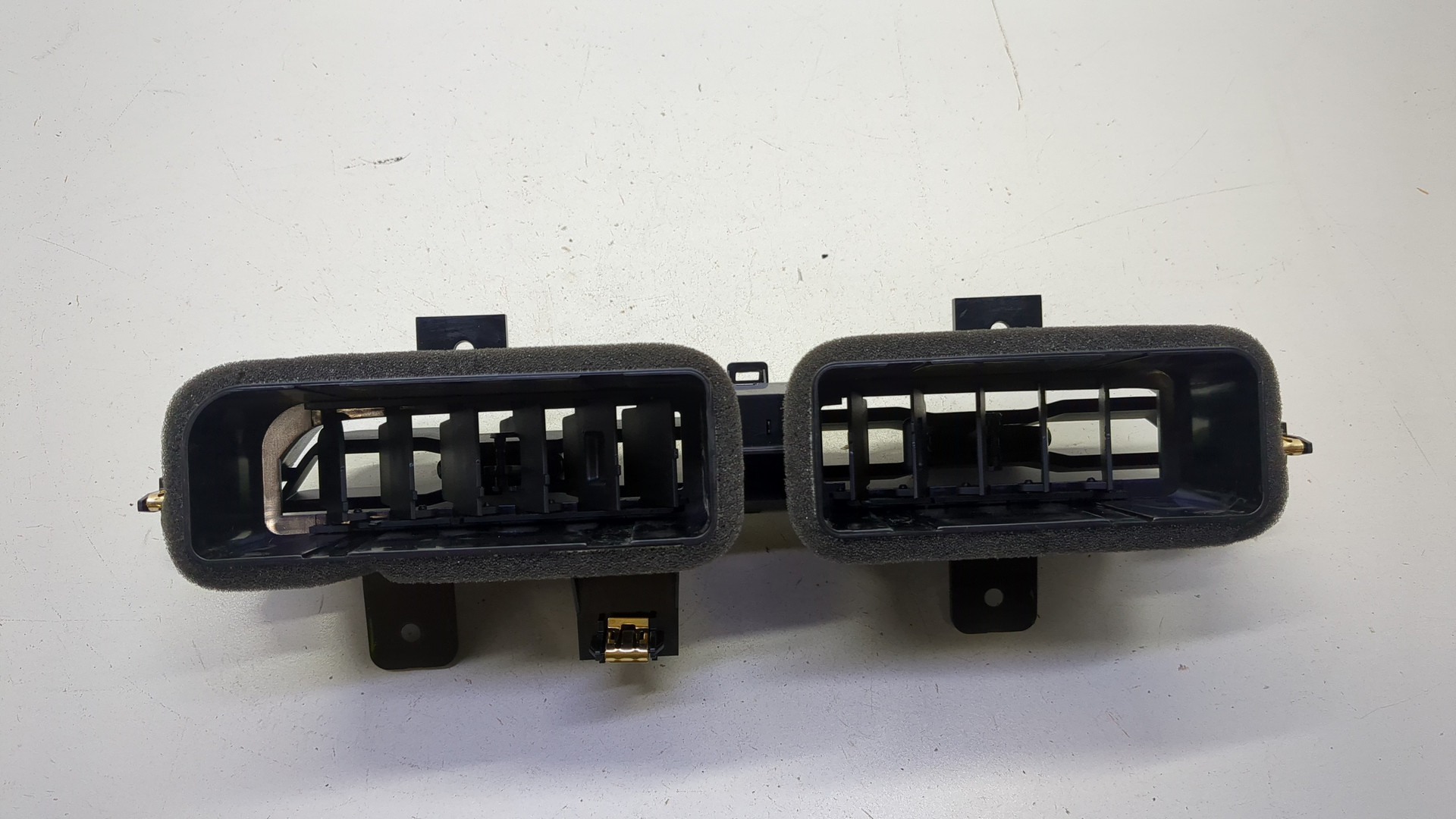 Дефлектор воздушный