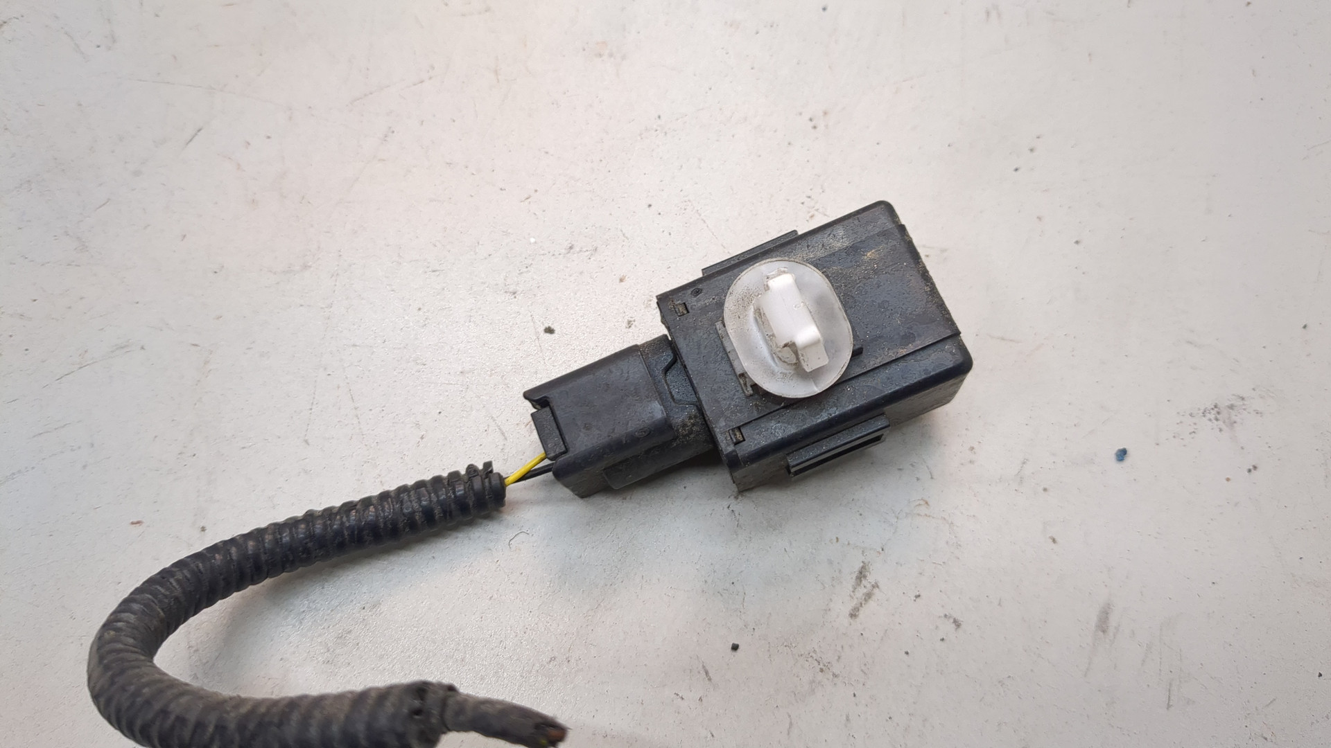 Датчик включения заднего хода