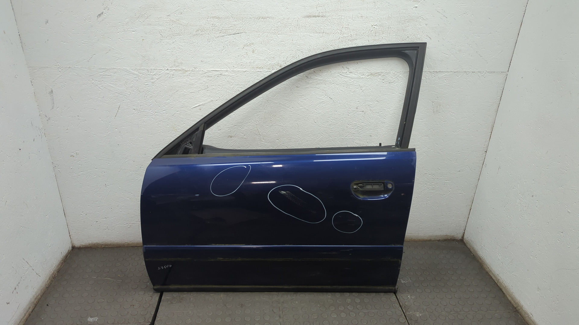 Дверь передняя левая