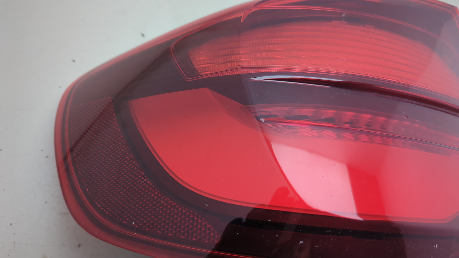 Фонарь задний левый