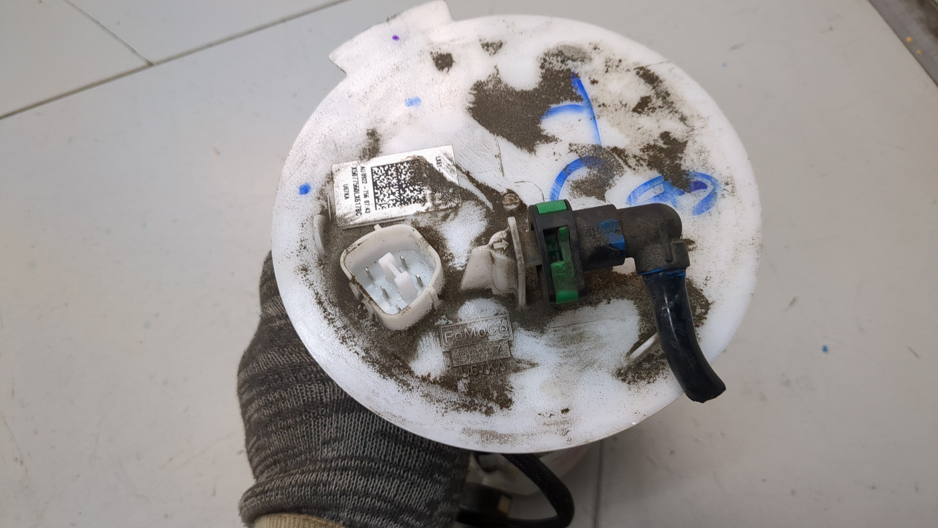 Насос топливный электрический