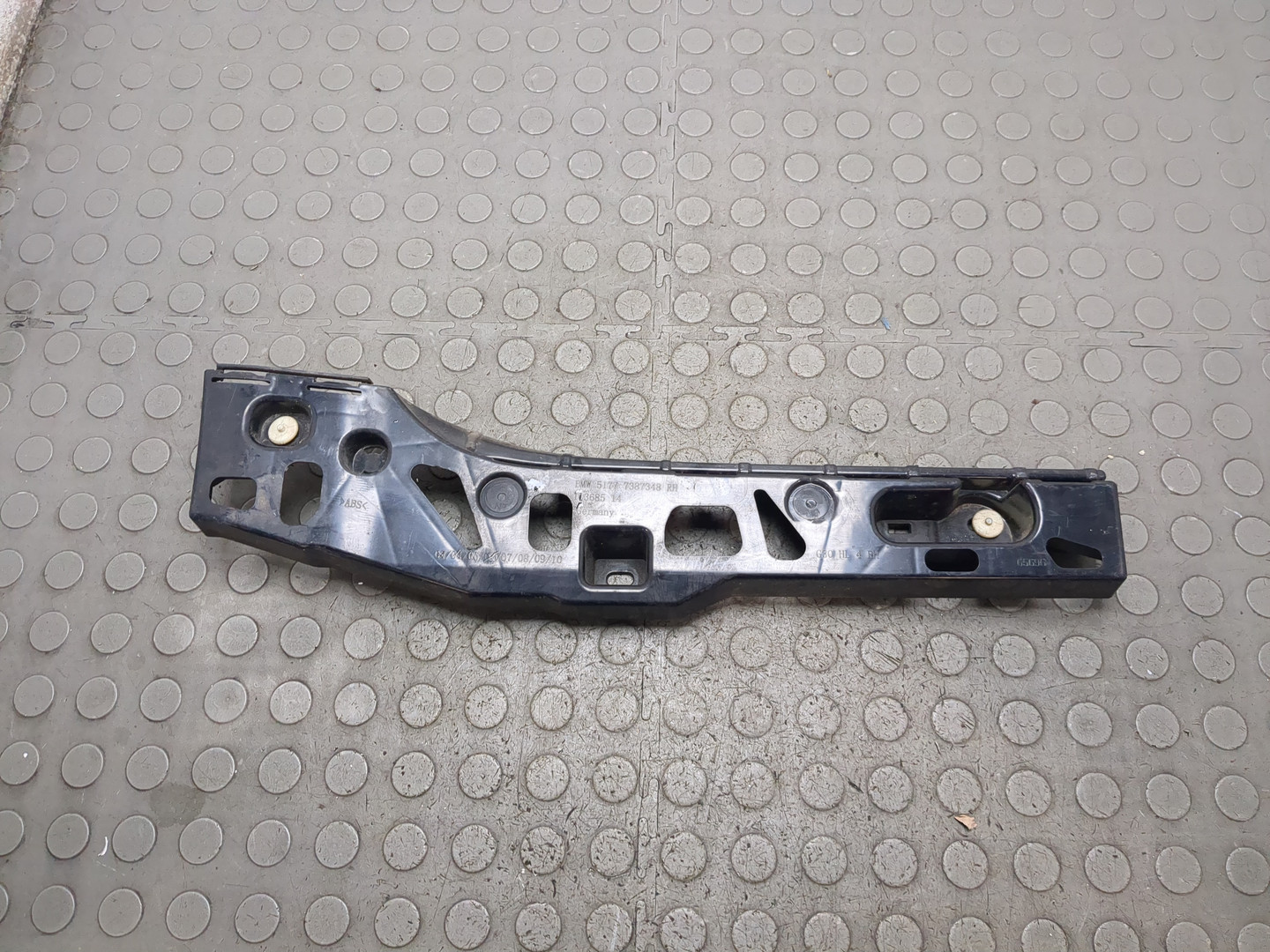 Кронштейн (сопут. товар)