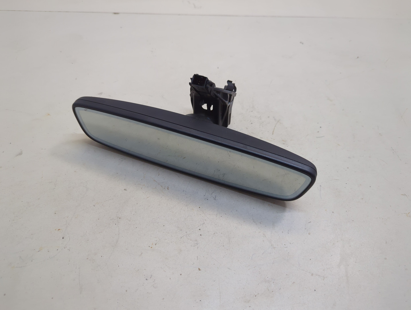 Зеркало заднего вида