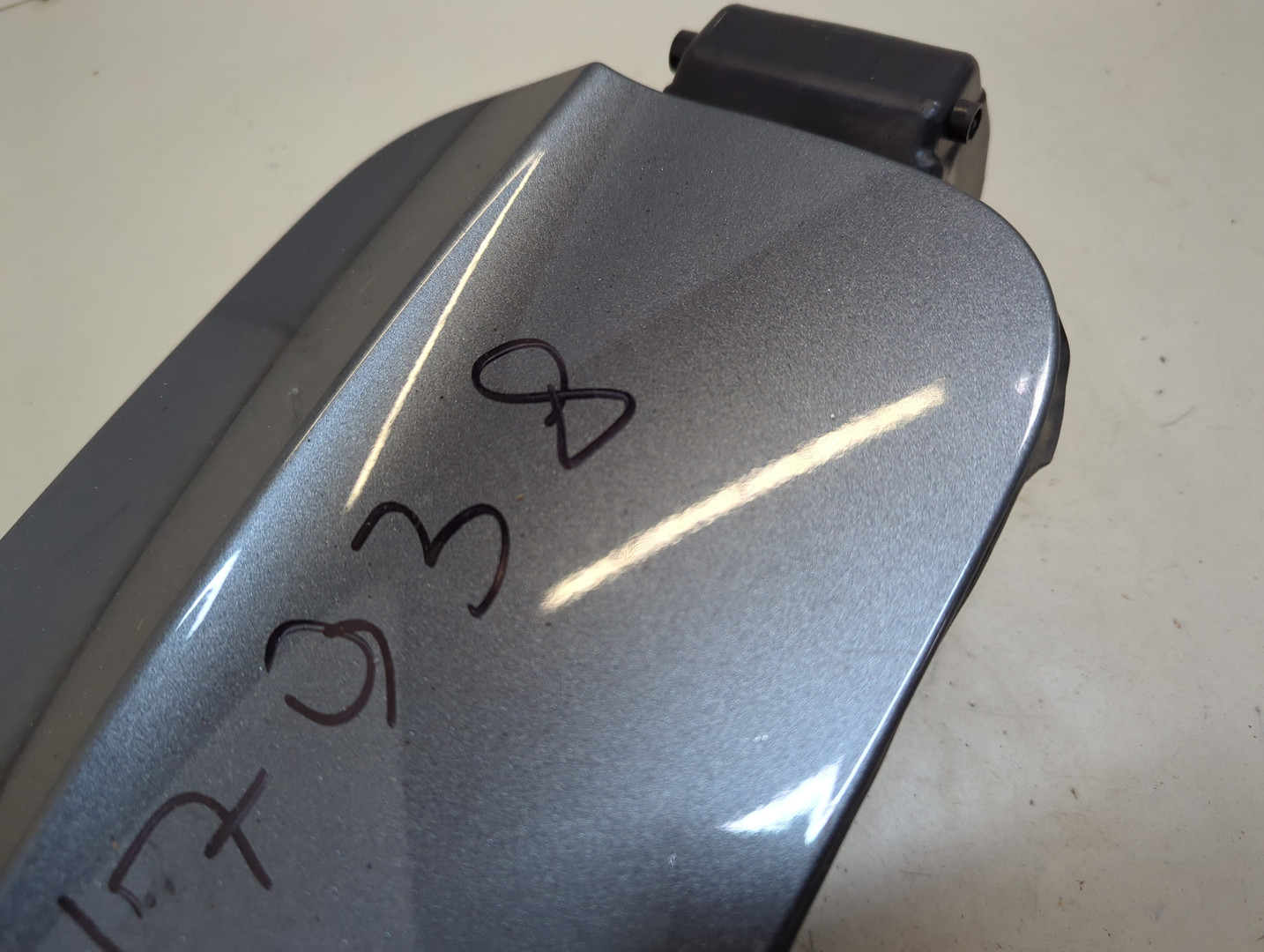 Лючок бензобака