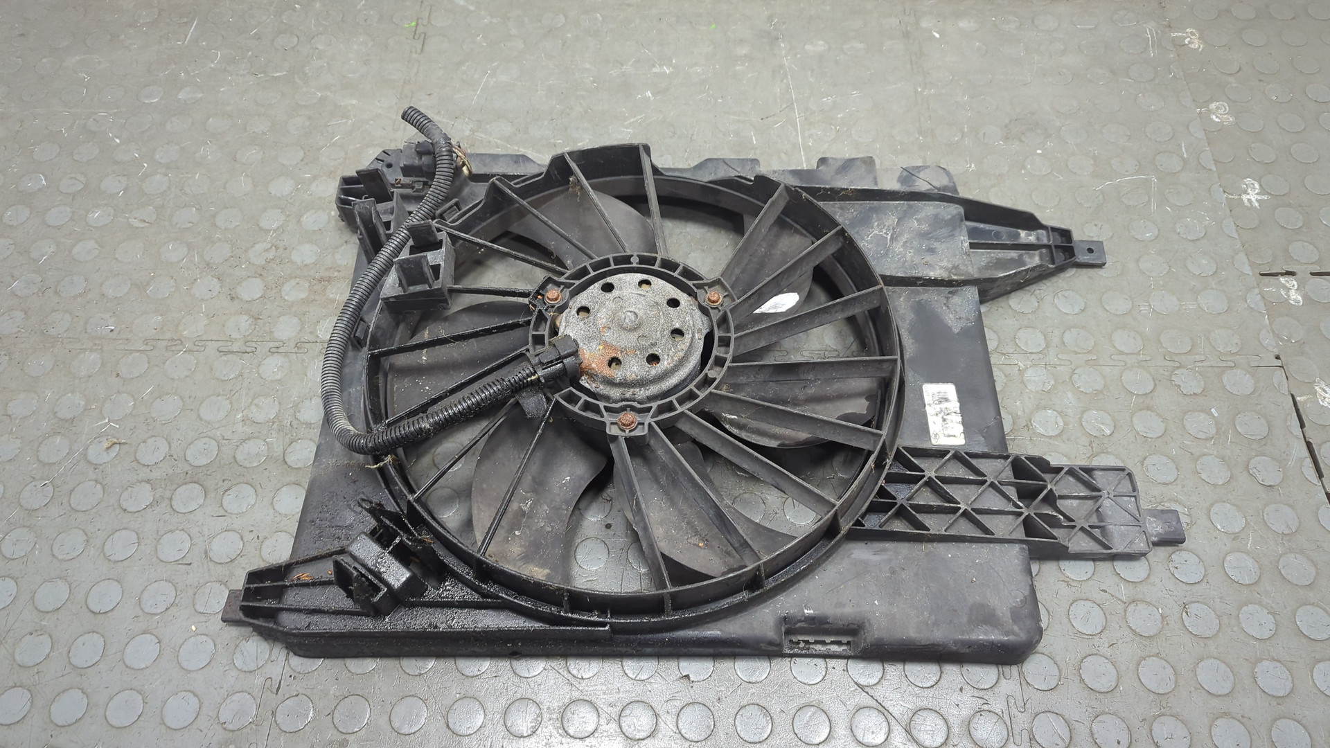 Вентилятор радиатора