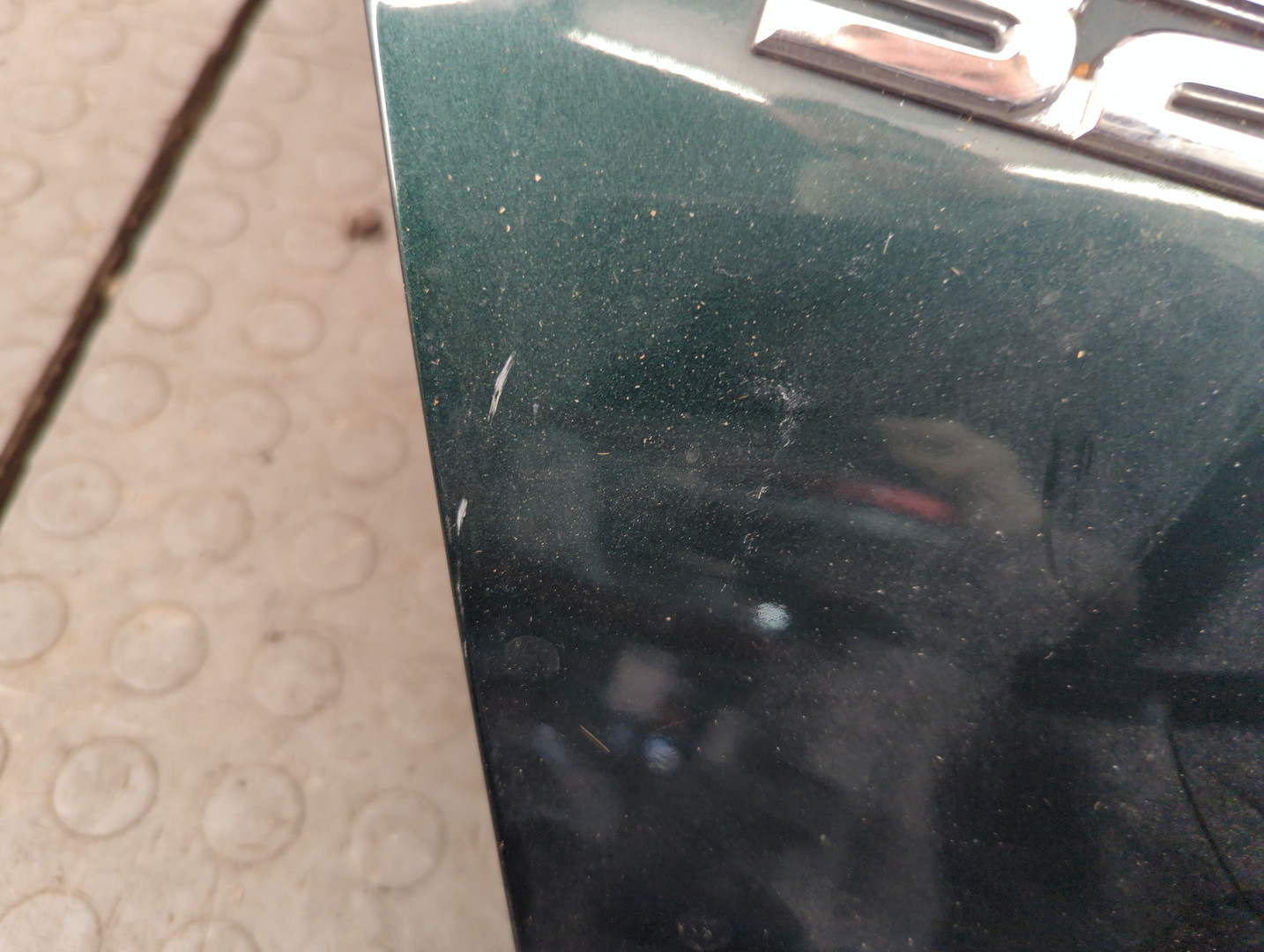 Дверь багажника