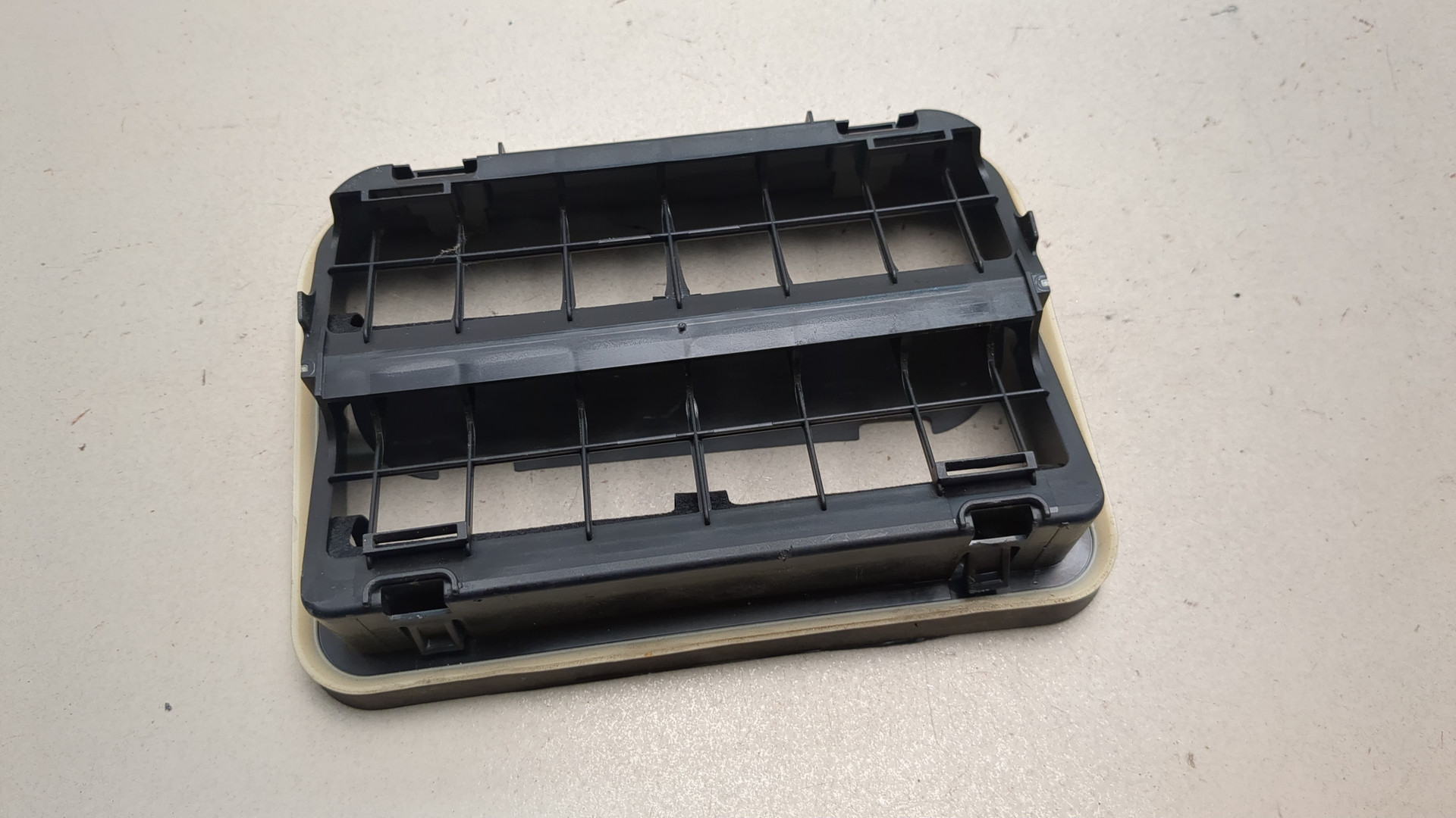 Воздухозаборник (внутри)