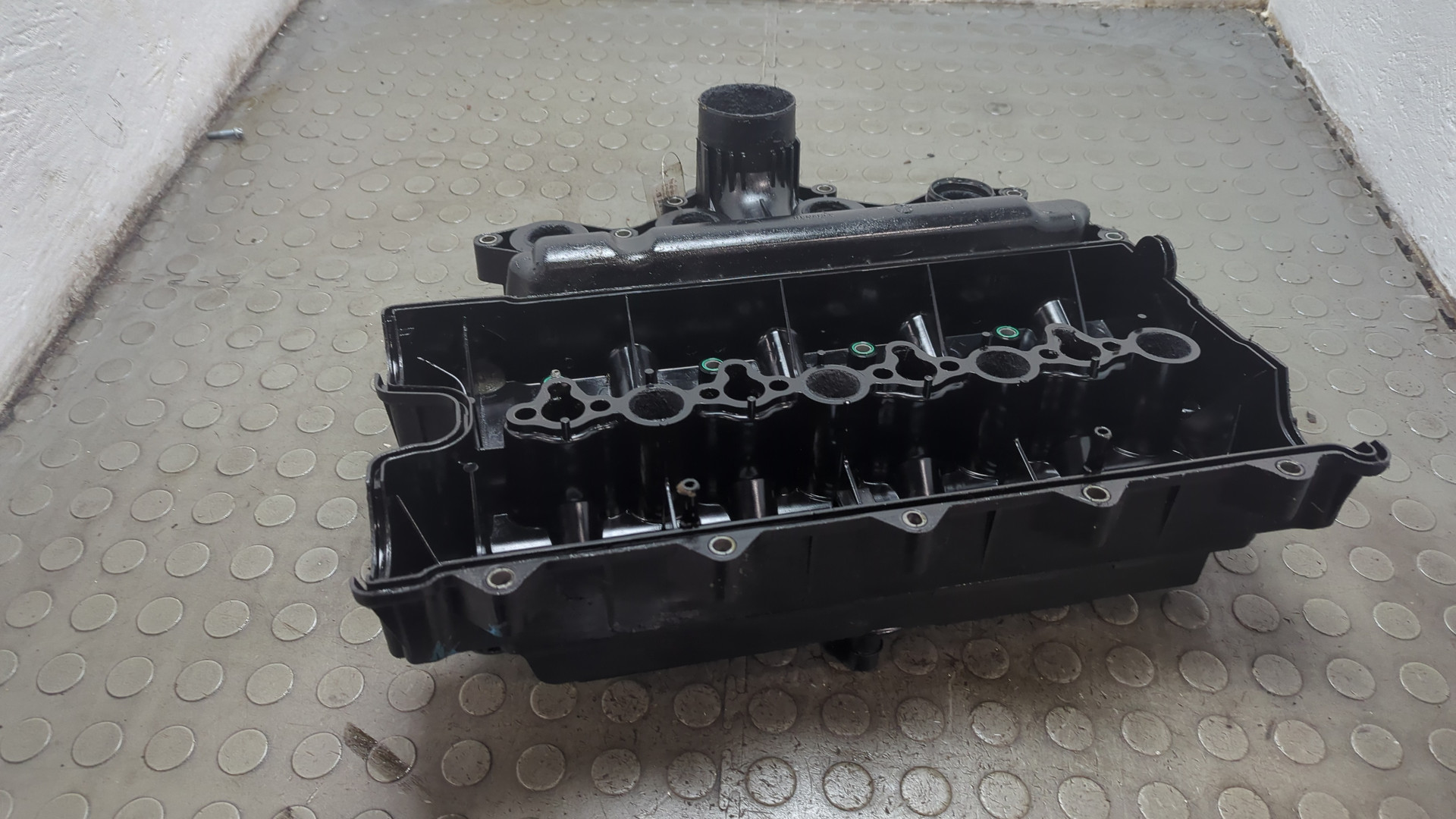 Крышка клапанная ГБЦ