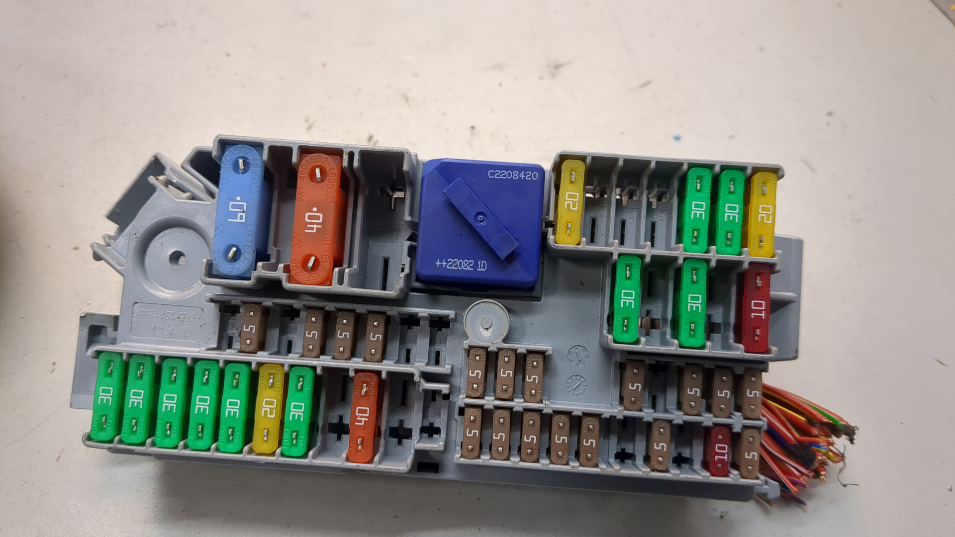 Блок предохранителей