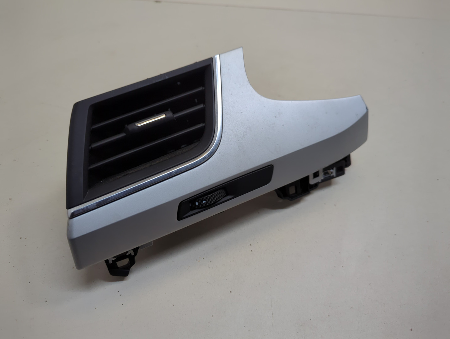 Дефлектор воздушный