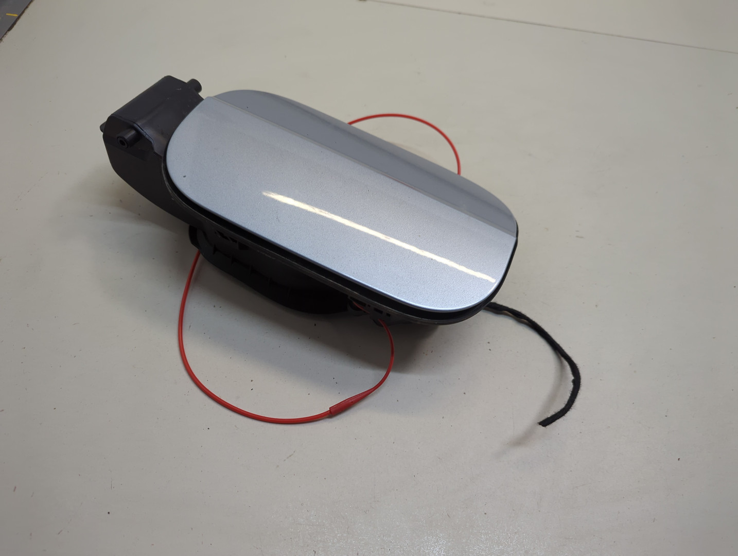 Лючок бензобака