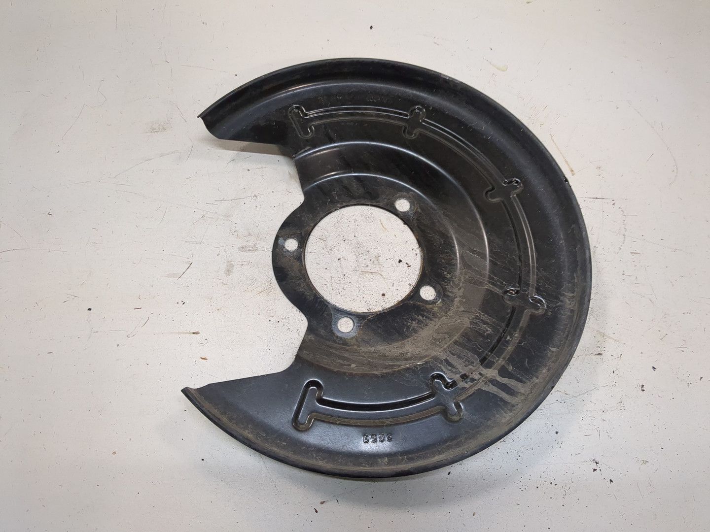 Пыльник тормозного диска