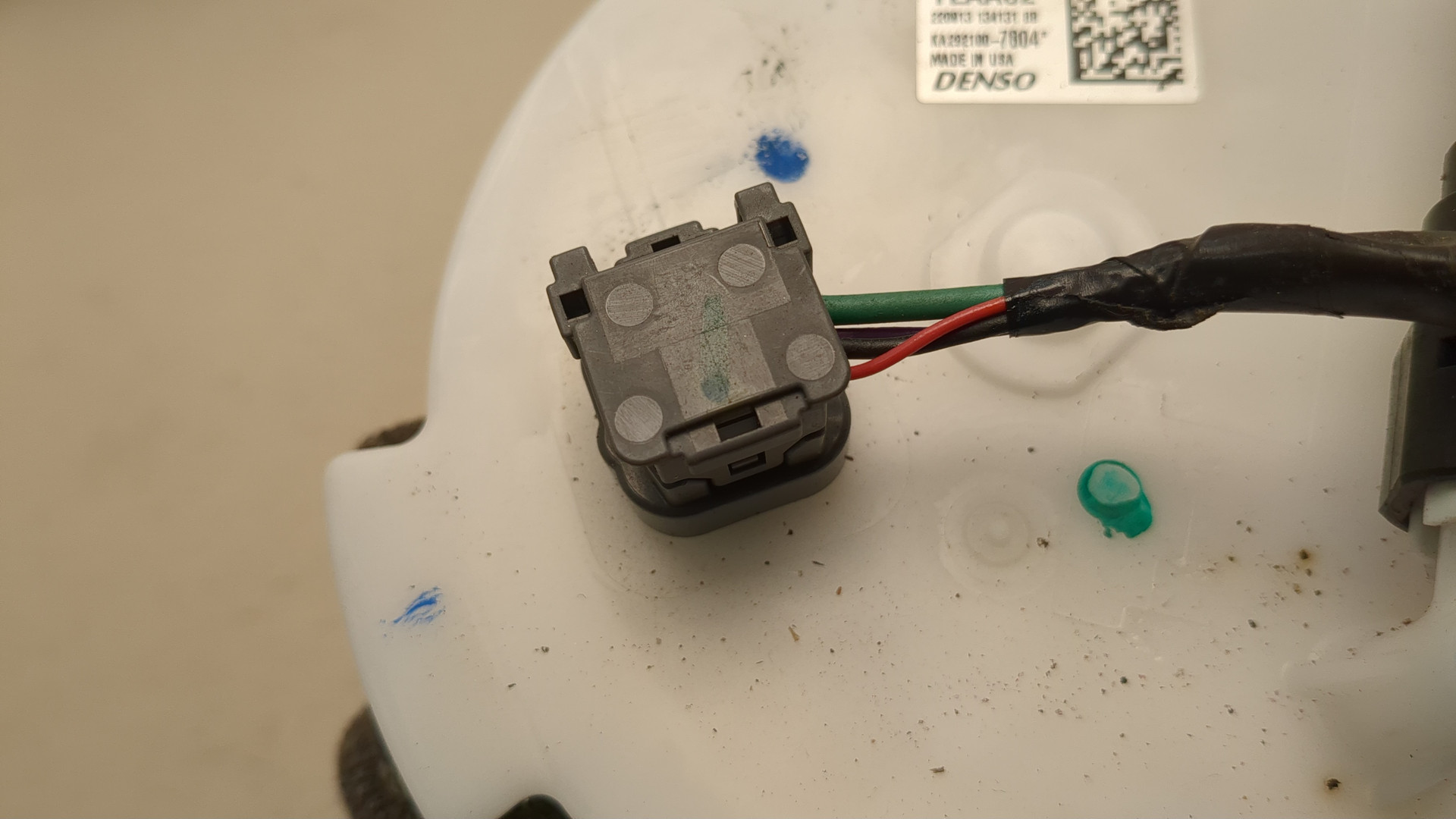 Насос топливный электрический