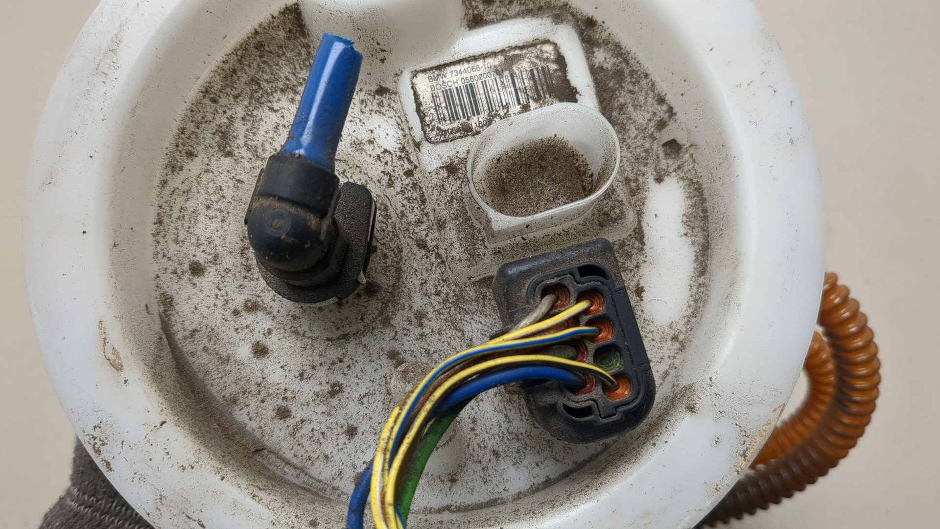 Насос топливный электрический