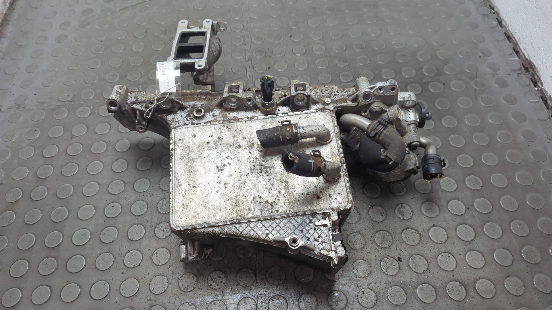 Коллектор впускной