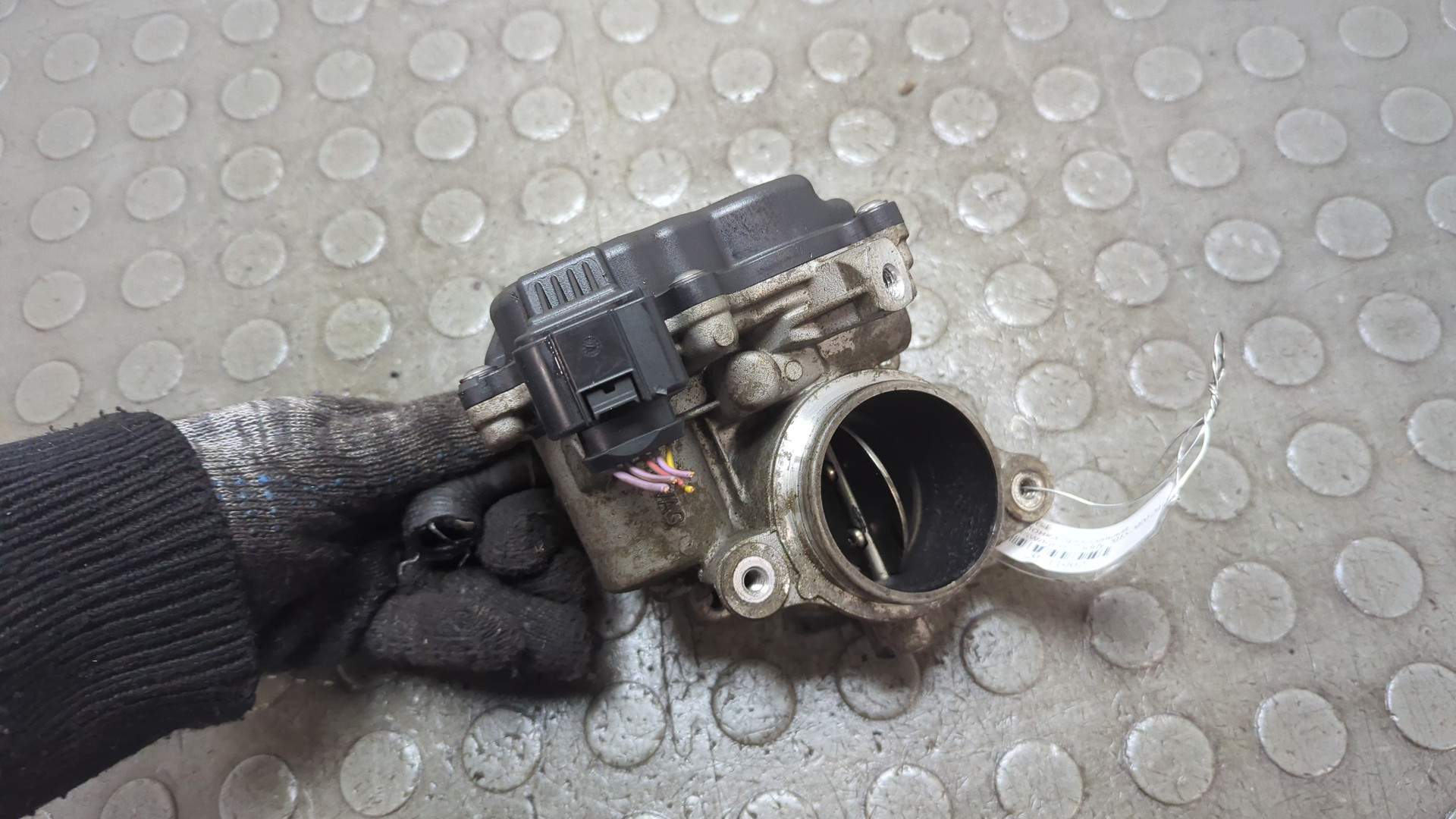 Заслонка дроссельная электрическая