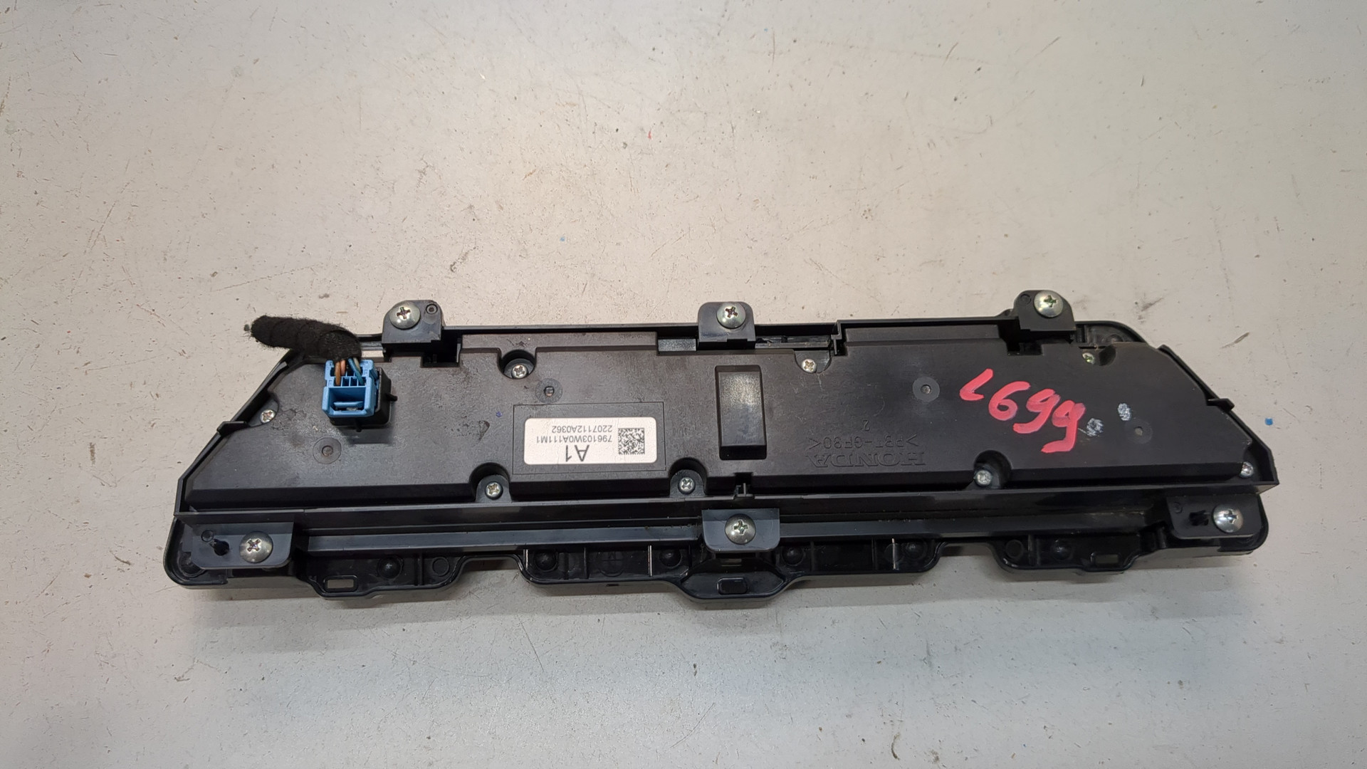 Переключатель отопителя