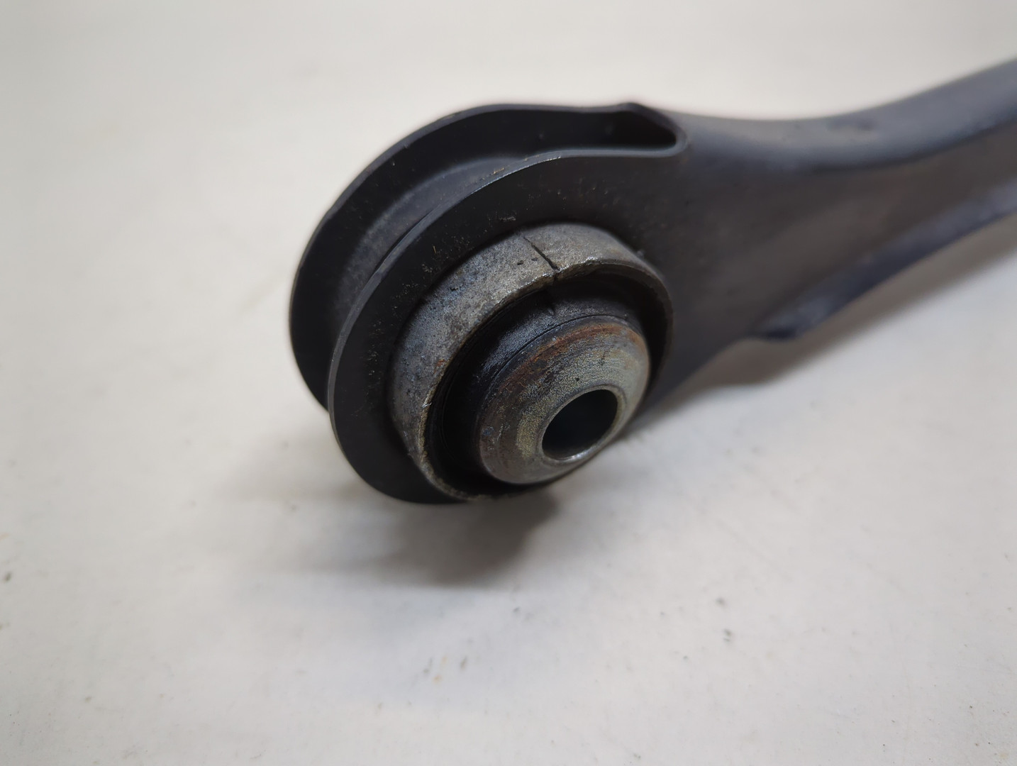 Рычаг задний