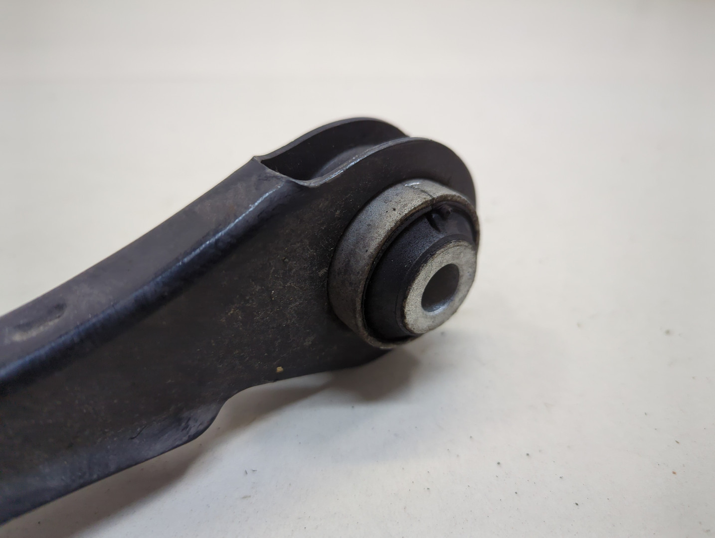 Рычаг задний