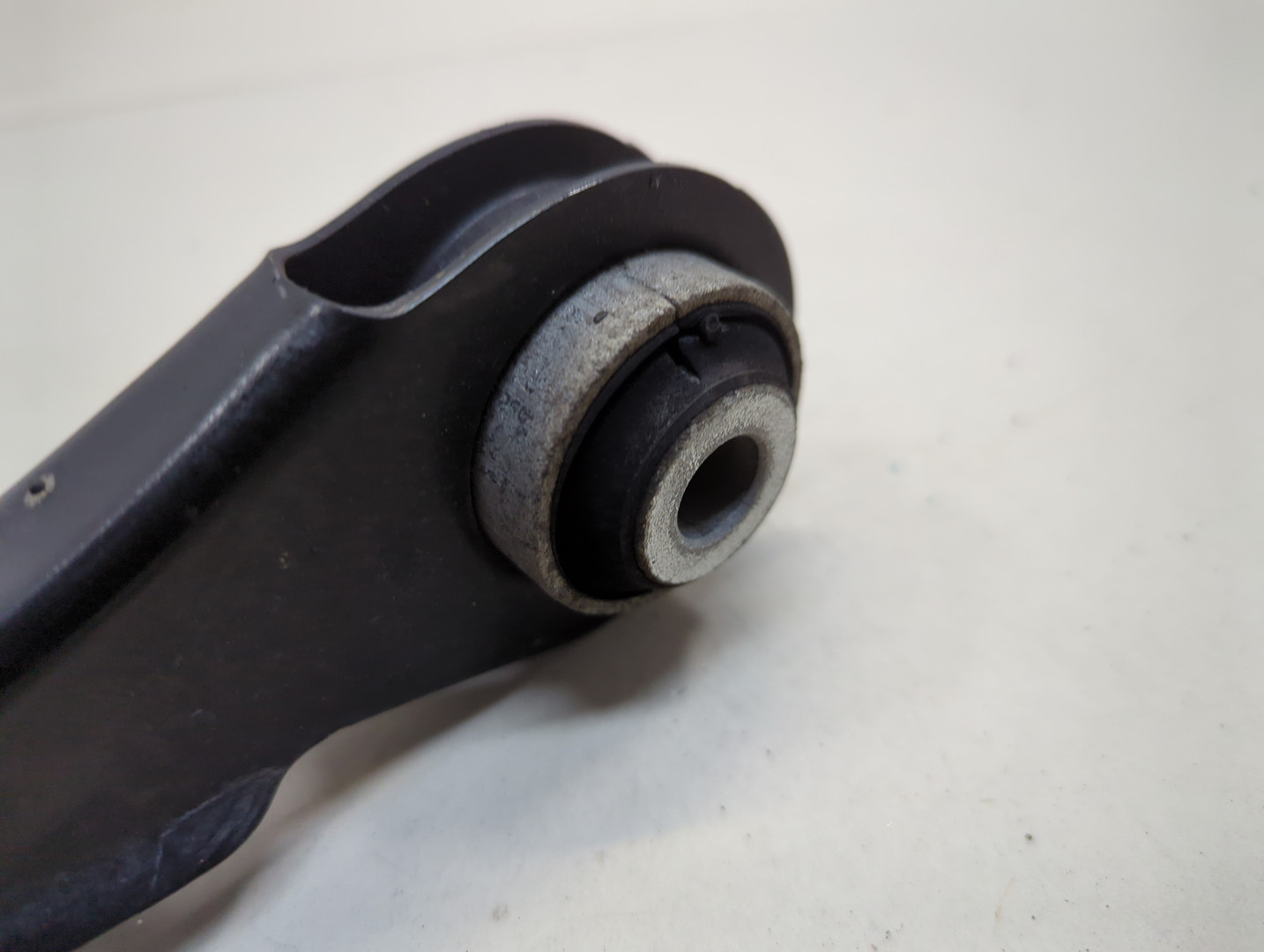 Рычаг задний