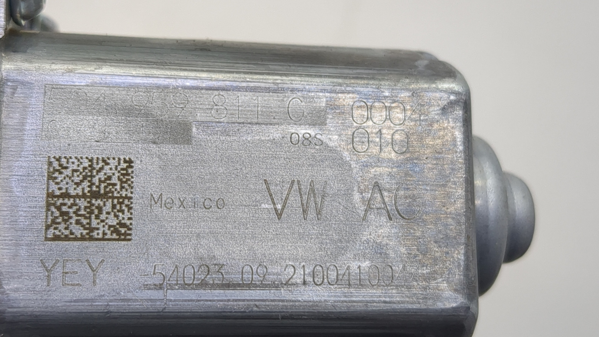 Моторчик стеклоподъемника