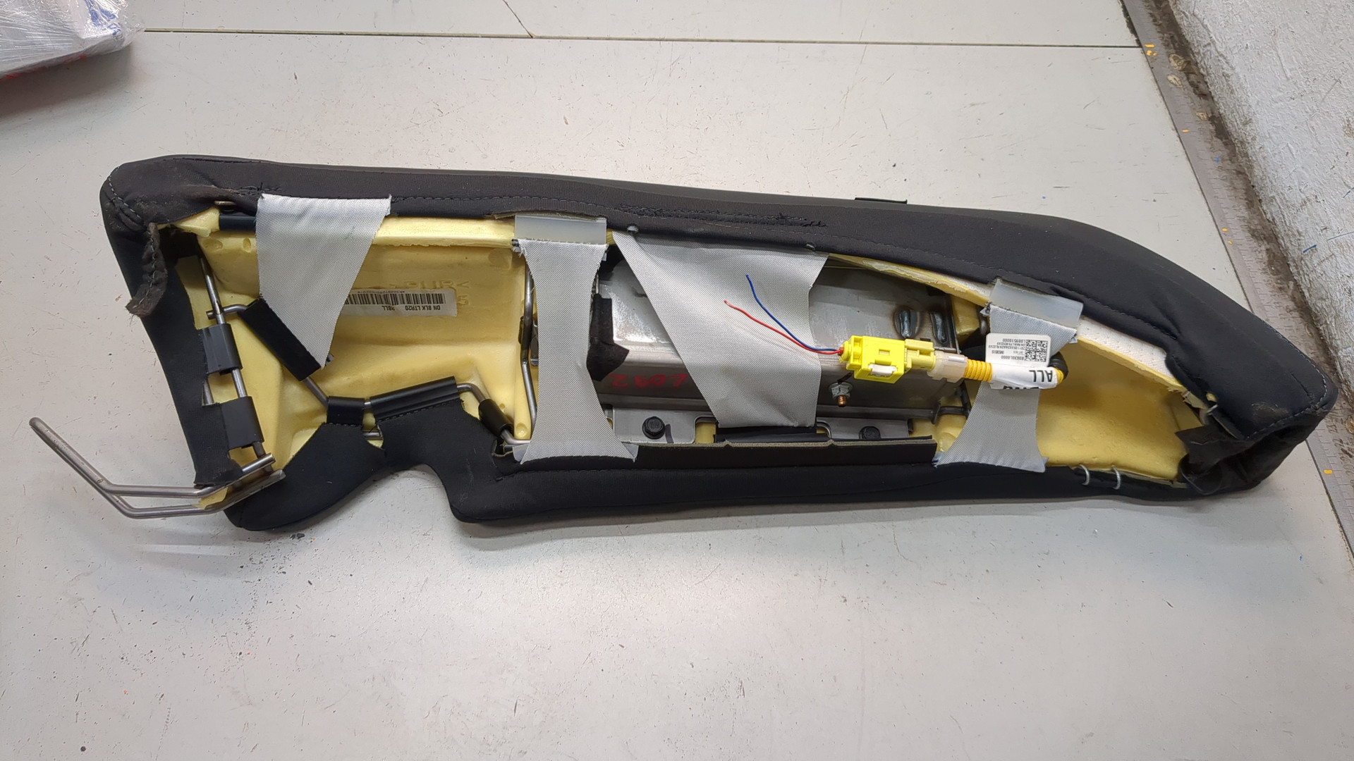 Подушка безопасности боковая (в сиденье)