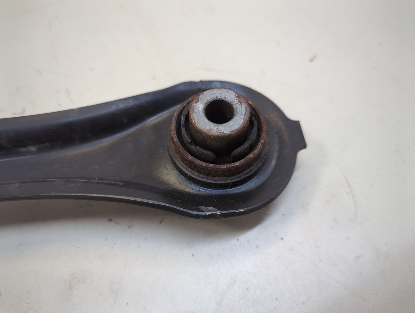 Рычаг задний