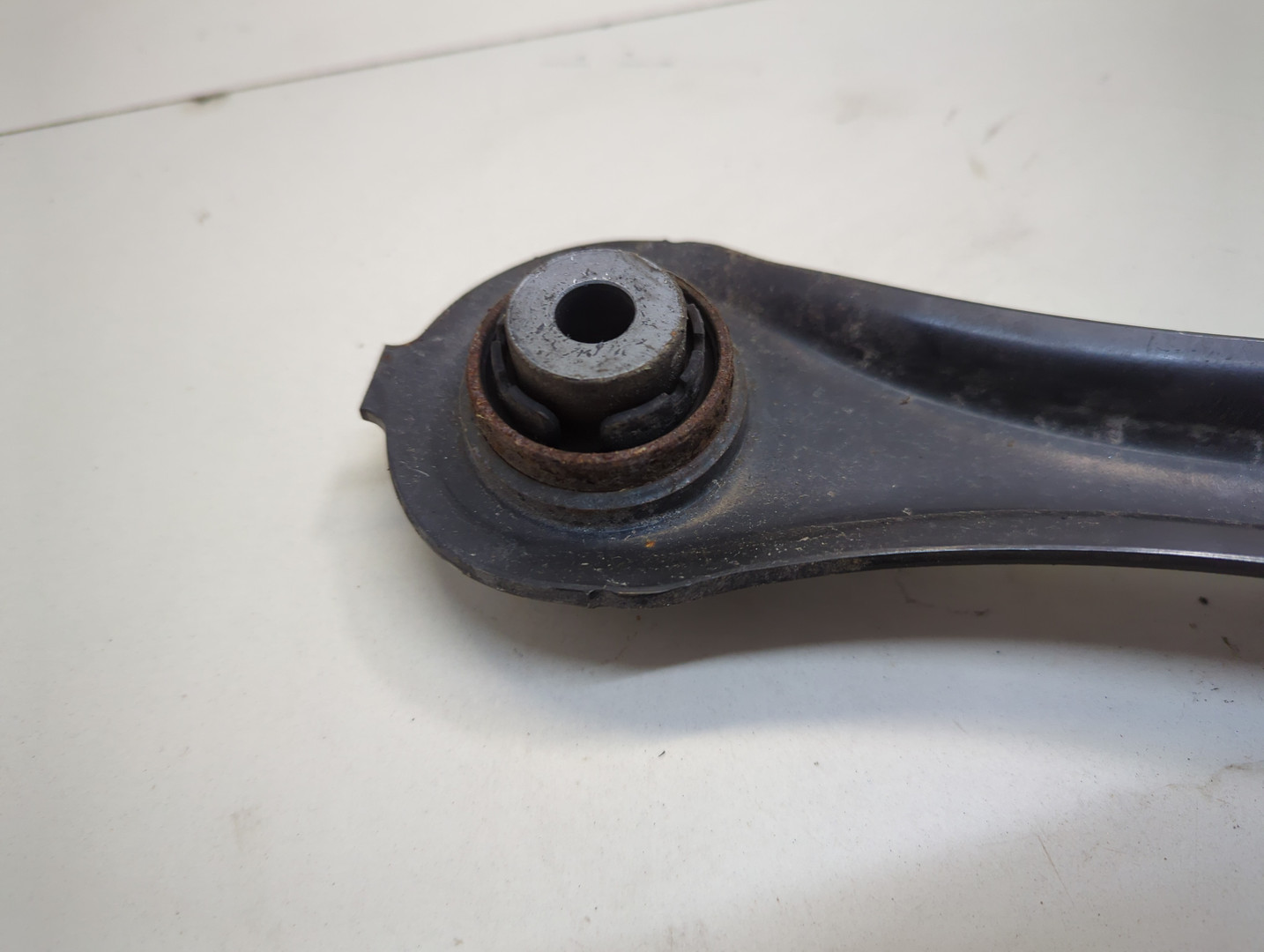 Рычаг задний