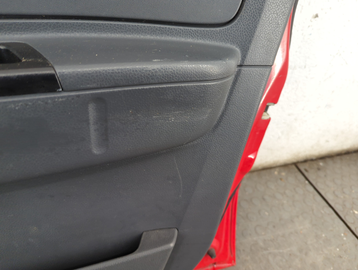 Дверь передняя правая