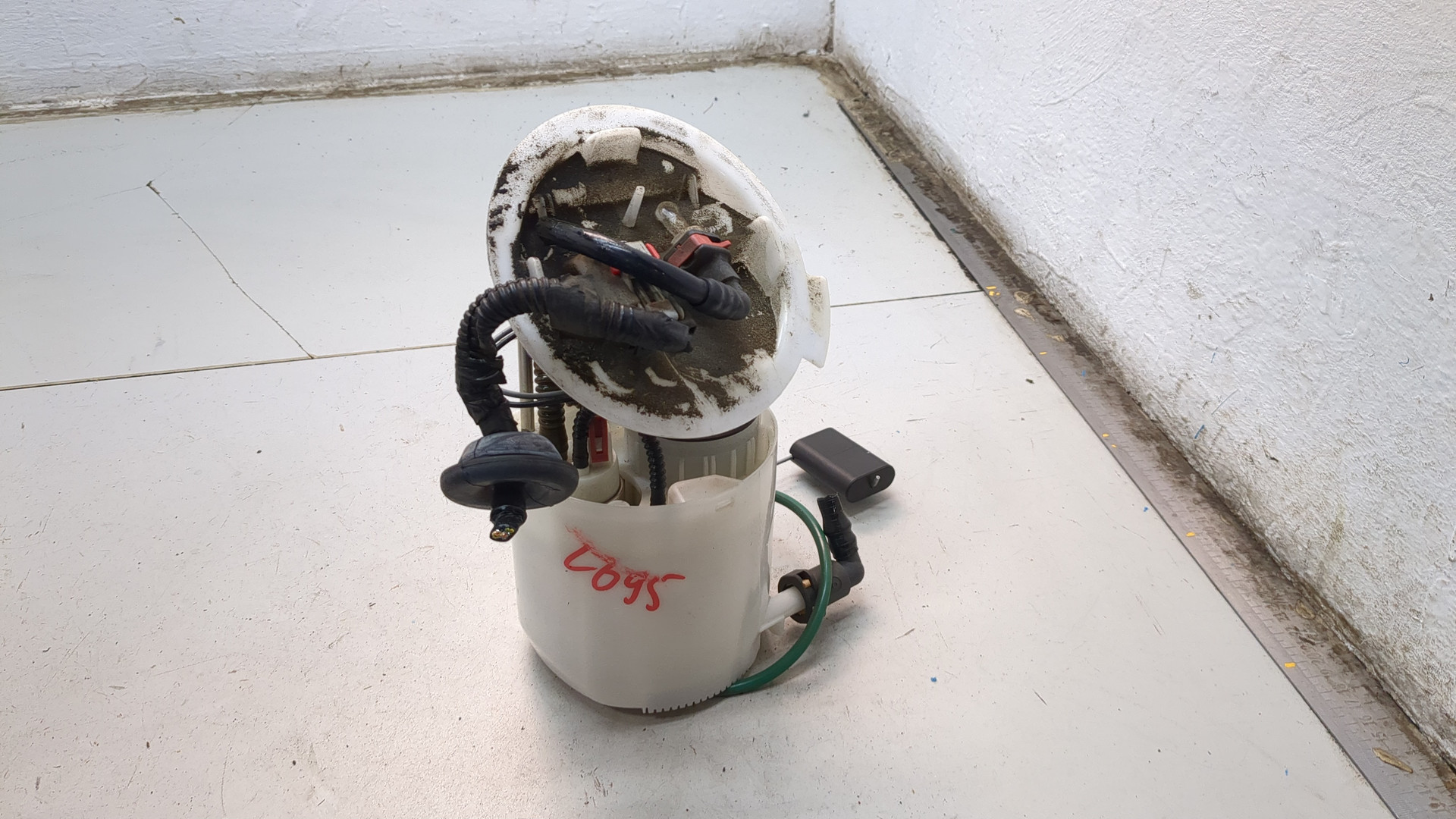 Насос топливный электрический