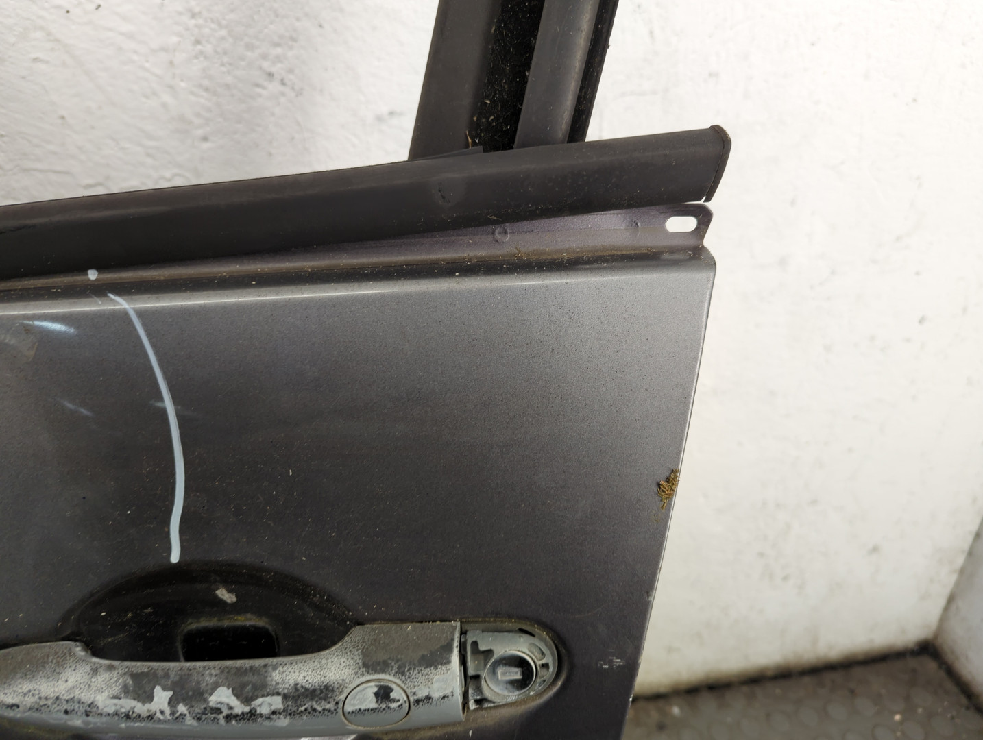 Дверь передняя левая