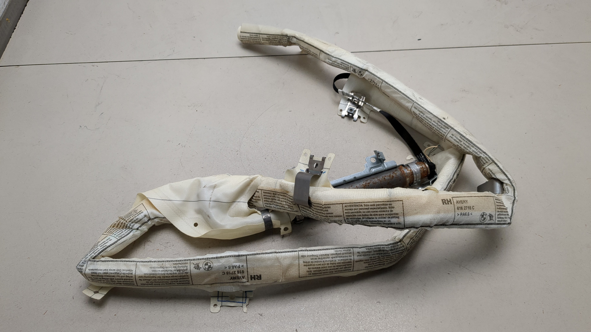 Подушка безопасности боковая (шторка)