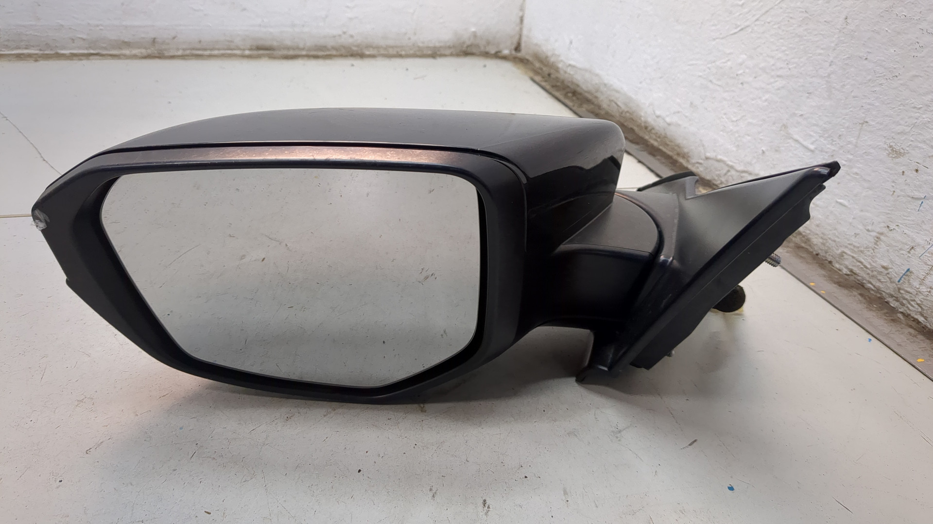 Зеркало левое электрическое