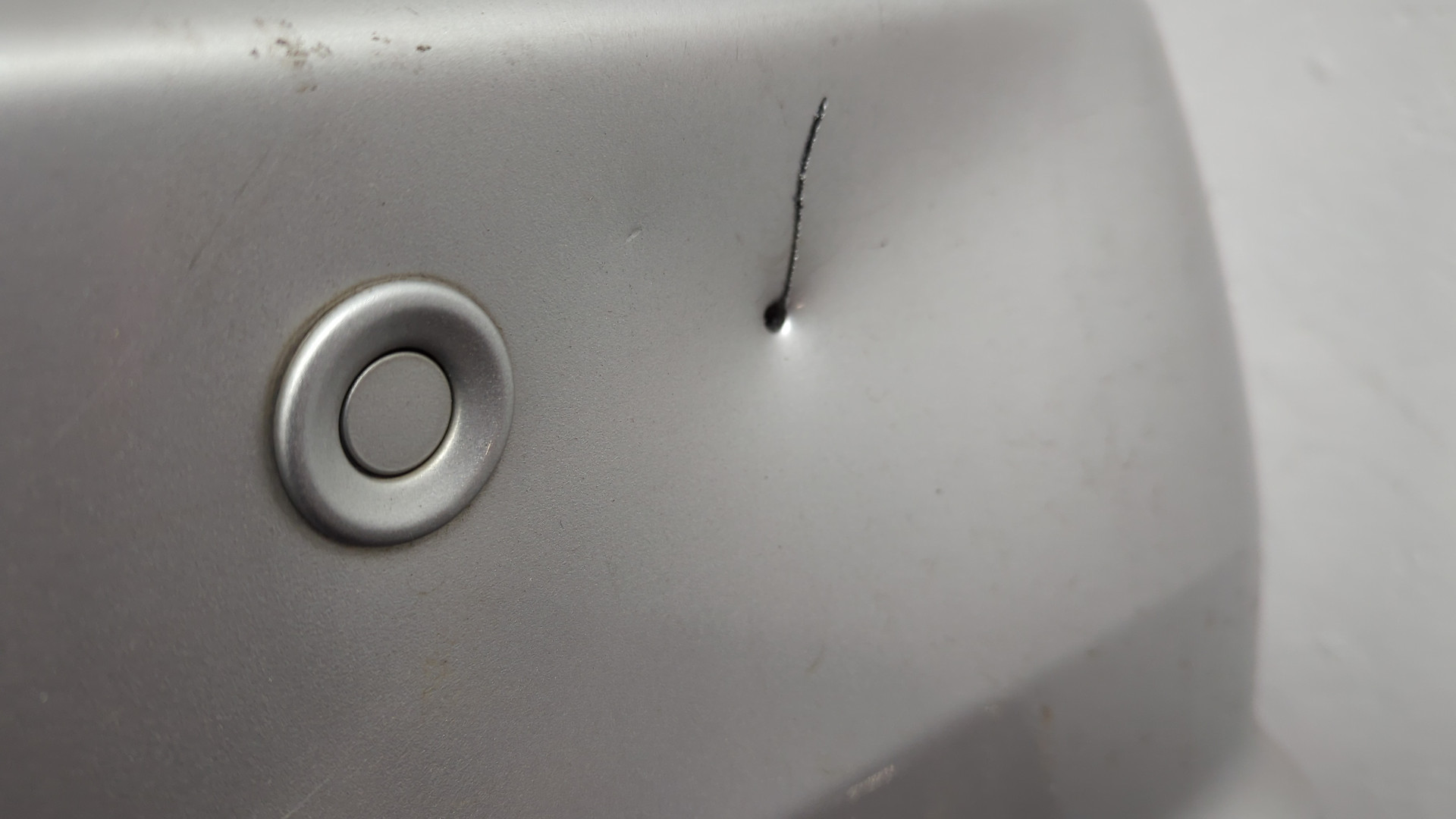 Бампер задний