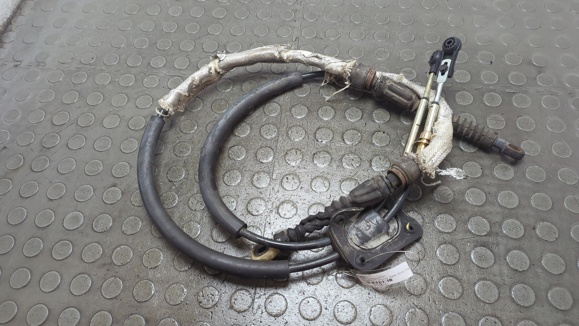 Трос КПП (выбора/переключения передач)