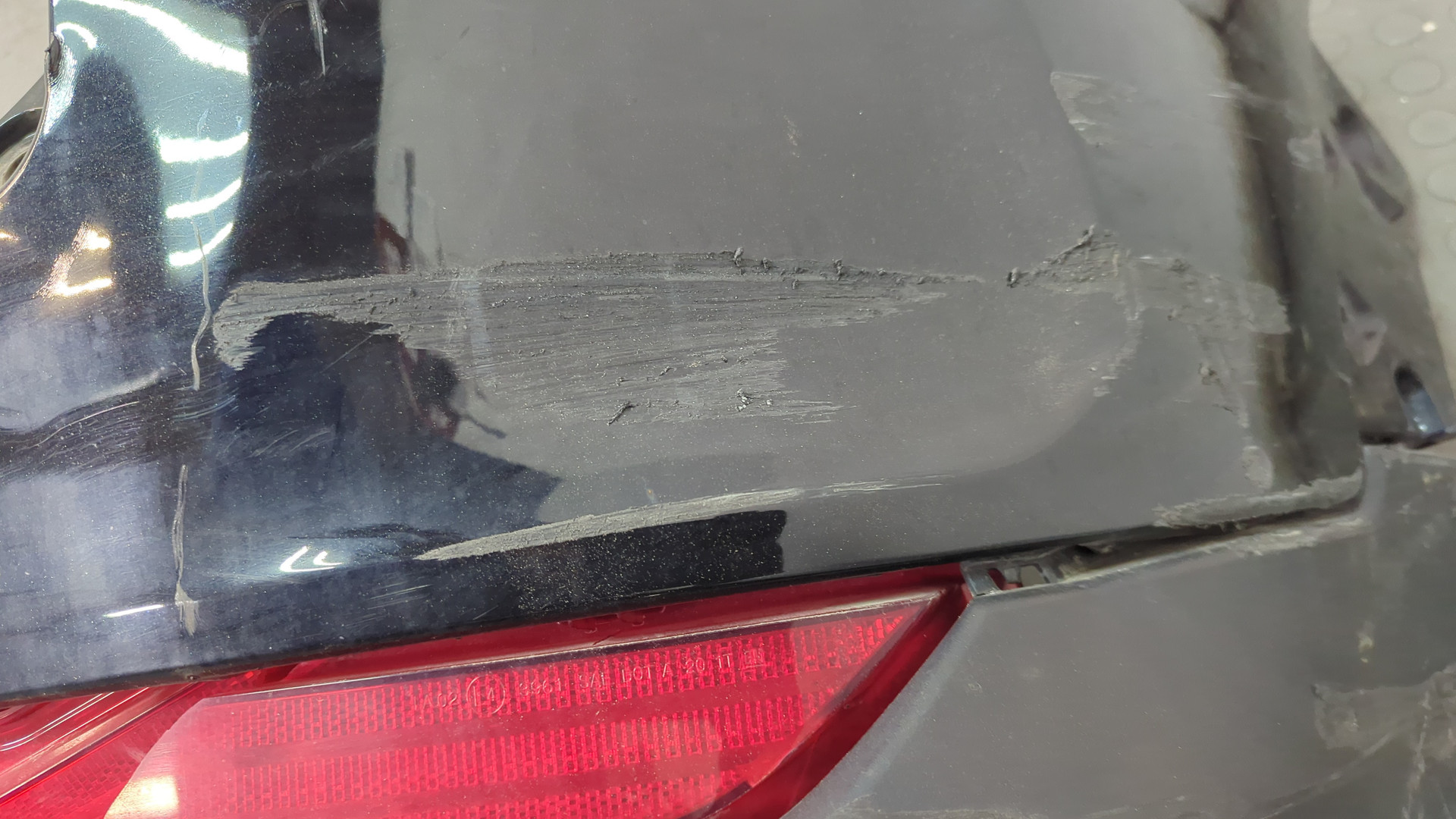 Бампер задний