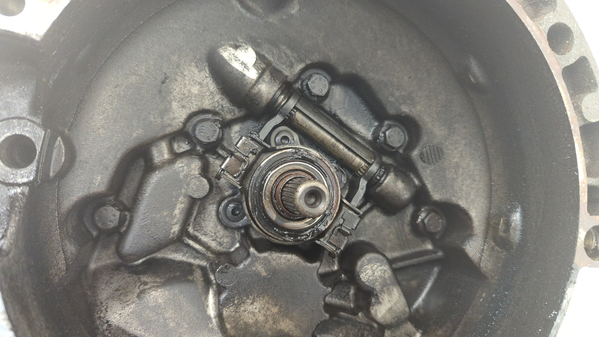 МКПП (механическая коробка переключения передач)