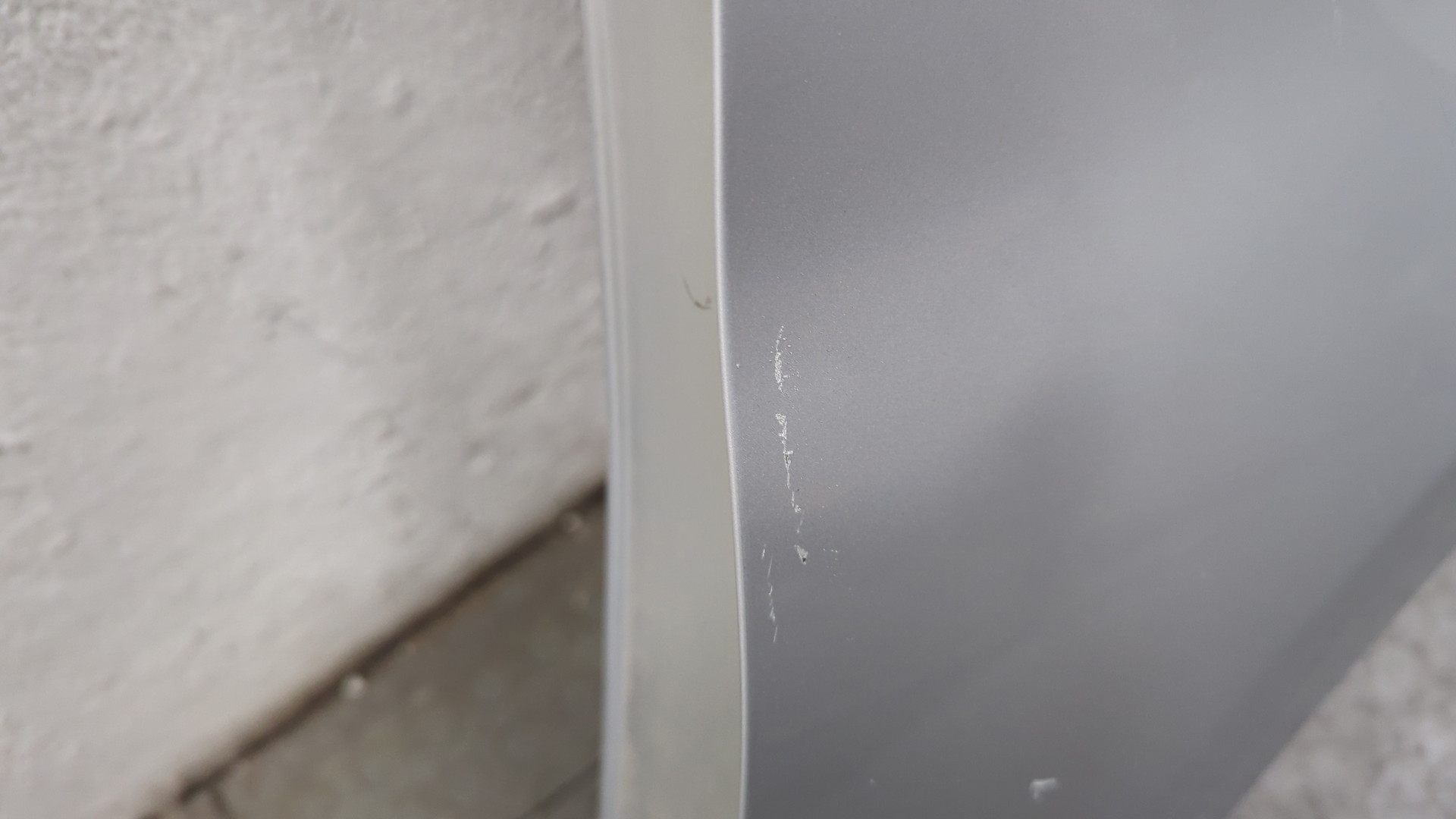 Крыло переднее правое