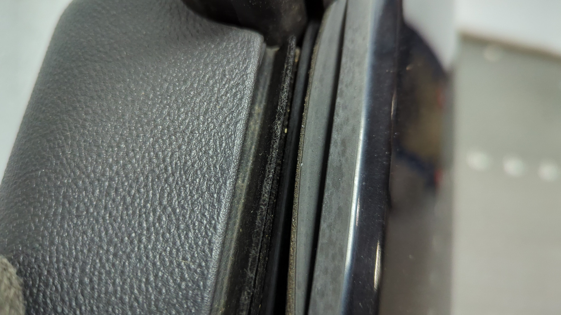 Дверь задняя правая