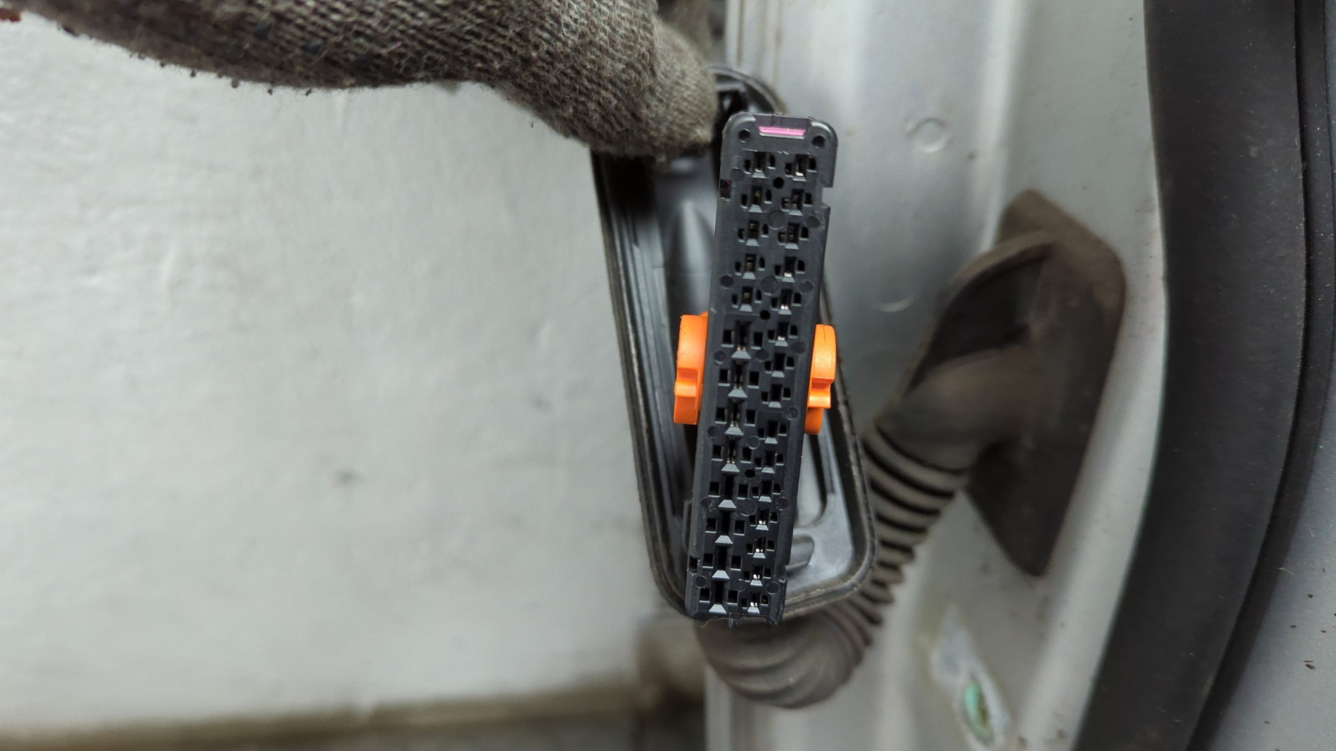 Дверь передняя правая