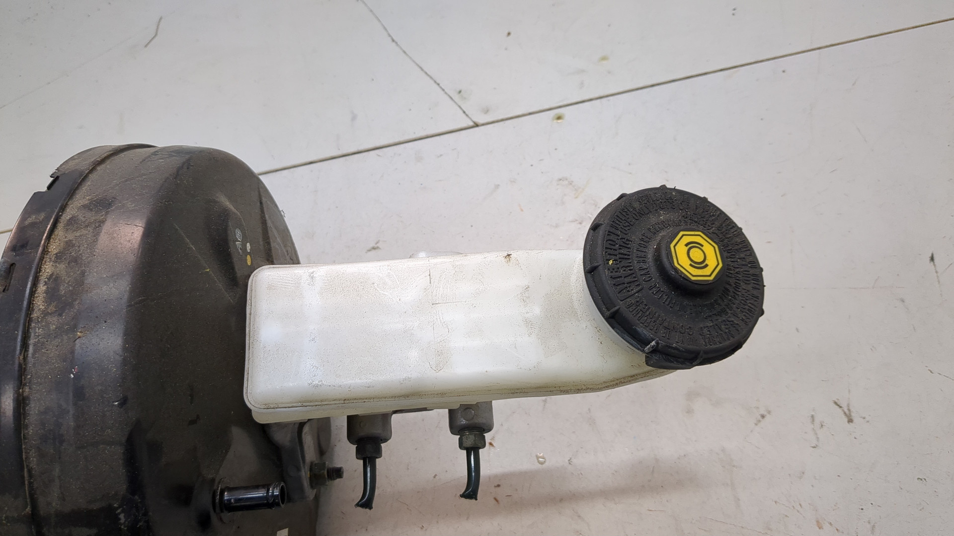 Цилиндр тормозной главный