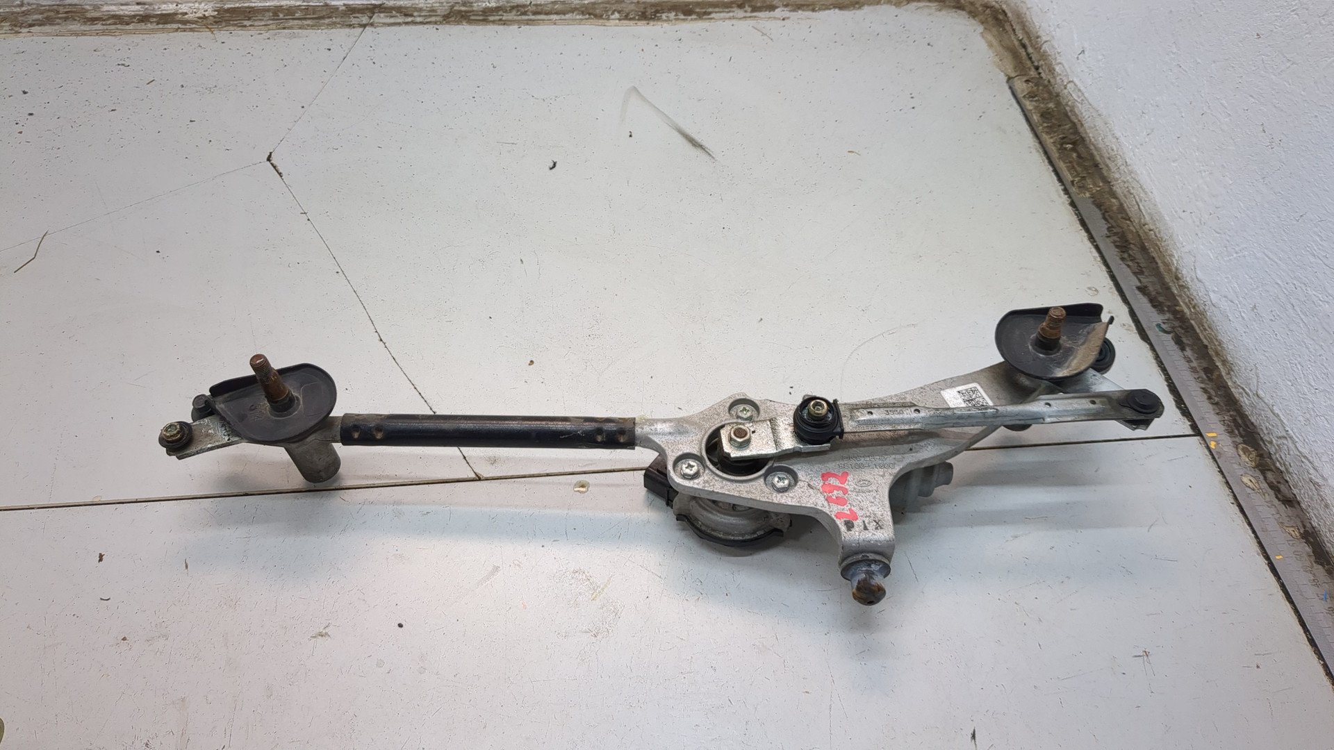 Трапеция стеклоочистителей