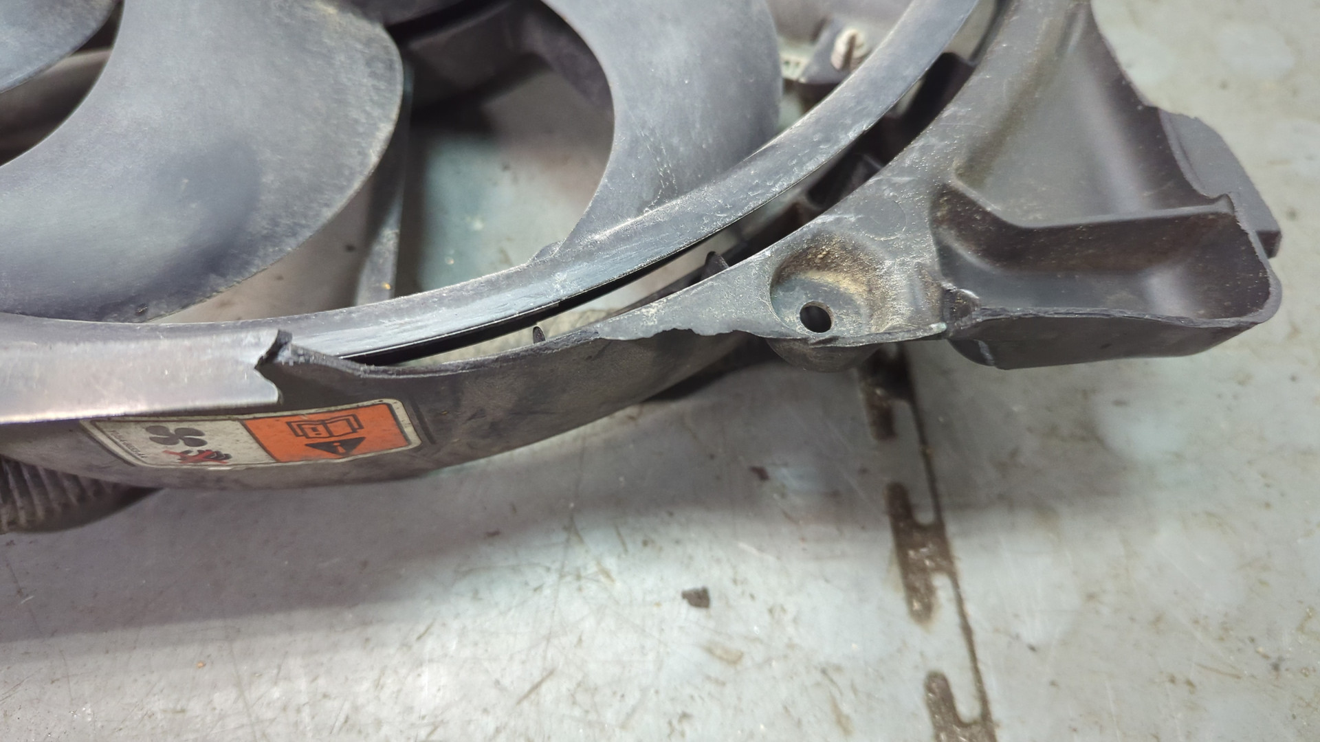 Вентилятор радиатора