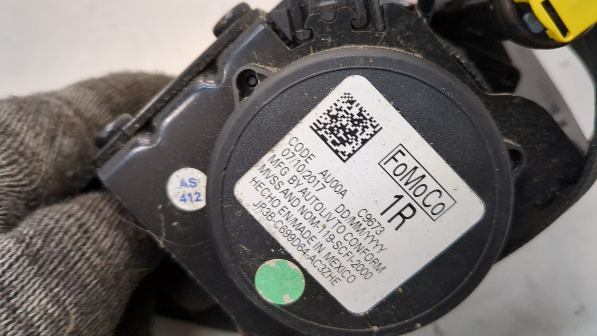 Ремень безопасности