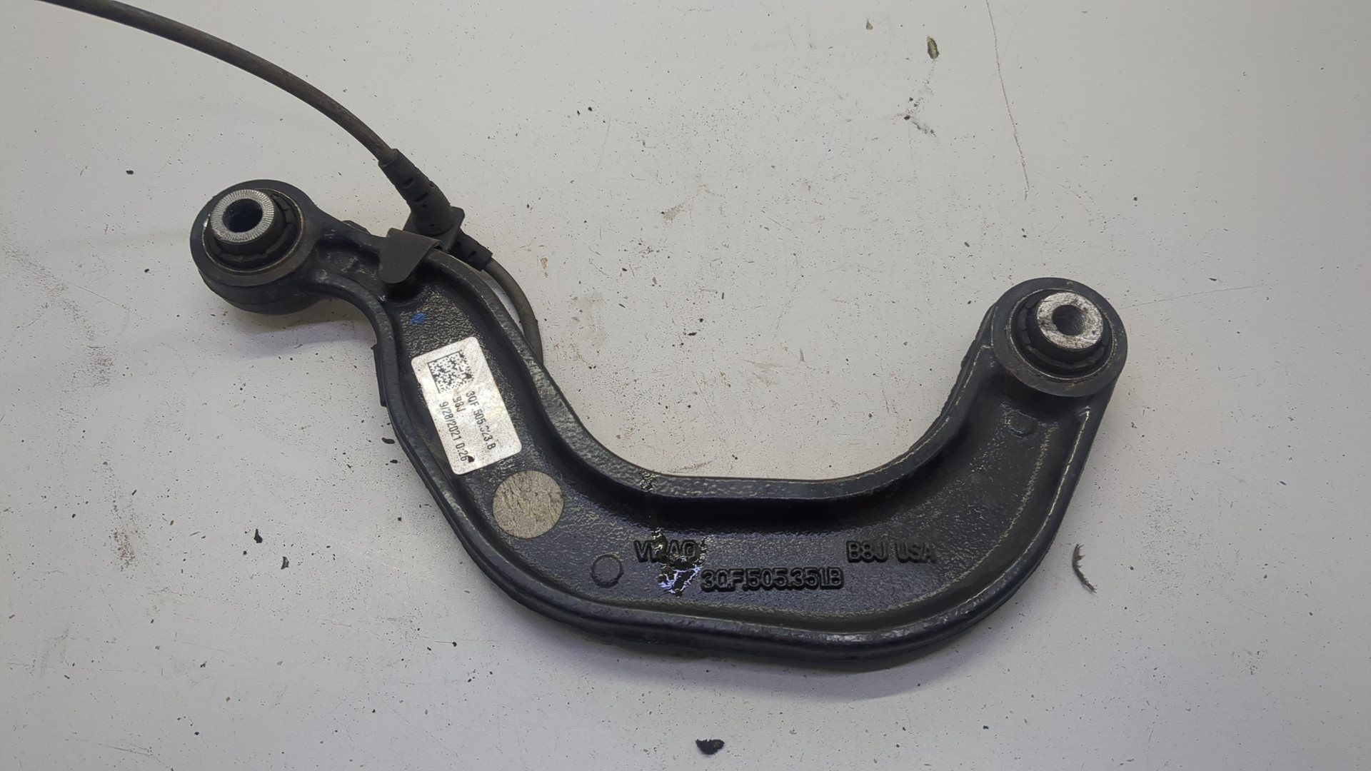 Рычаг задний правый