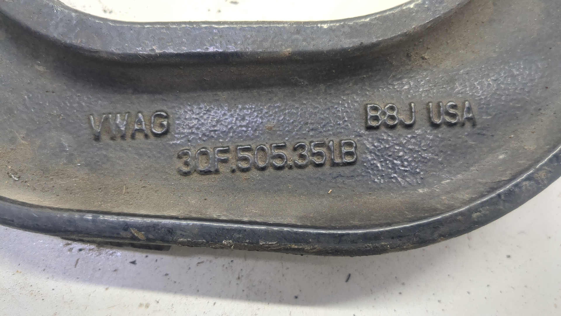 Рычаг задний левый