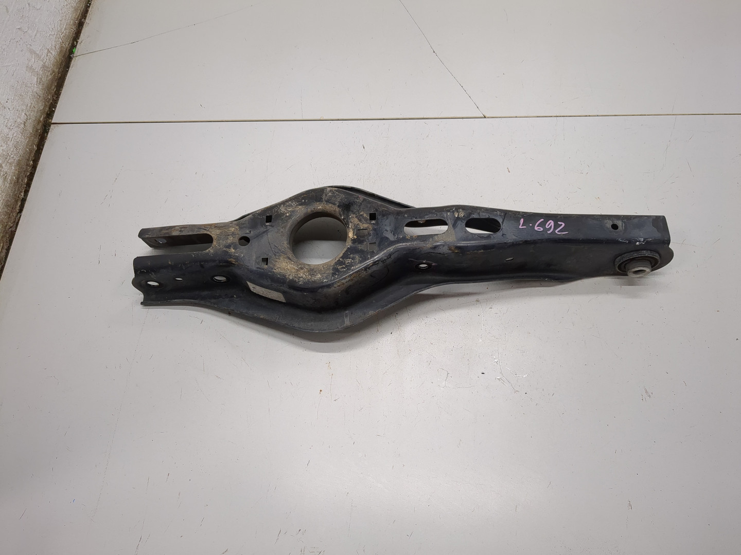 Рычаг задний